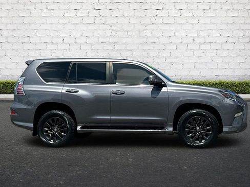 Used 2023 Lexus GX 460 Premium w/ Premium Package AWD/4WD image 3