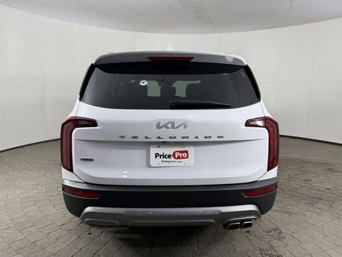 Used 2022 Kia Telluride SX AWD/4WD image 6
