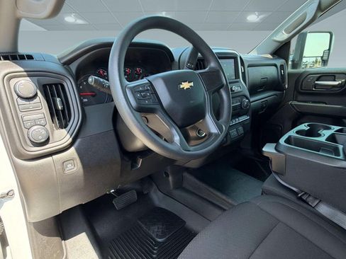 Used 2024 Chevrolet Silverado 2500 W/T w/ WT Fleet Convenience Package AWD/4WD image 4