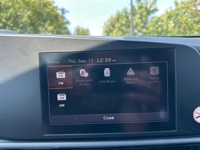 Certified 2023 Kia Niro LX FWD image 11