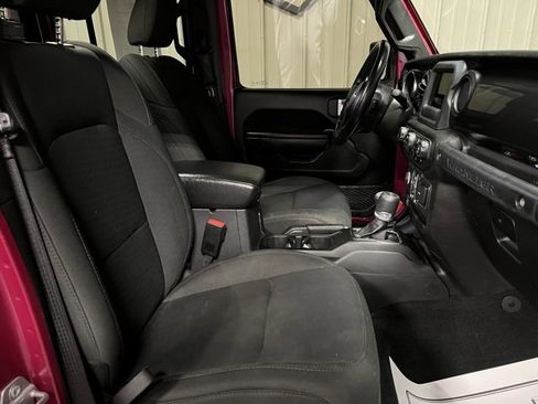 Used 2021 Jeep Wrangler Unlimited Sport image 23