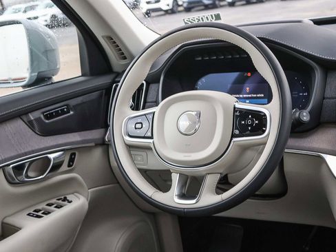 New 2026 Volvo XC90 T8 Ultra w/ Protection Package Premier image 26