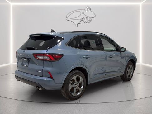 Used 2024 Ford Escape ST-Line w/ Tech Pack #1 AWD/4WD image 6