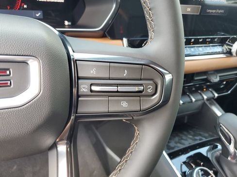 New 2026 GMC Canyon AT4 AWD/4WD image 28
