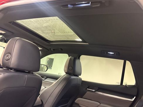 New 2026 GMC Terrain Elevation w/ Elevation Premium Package AWD/4WD image 38