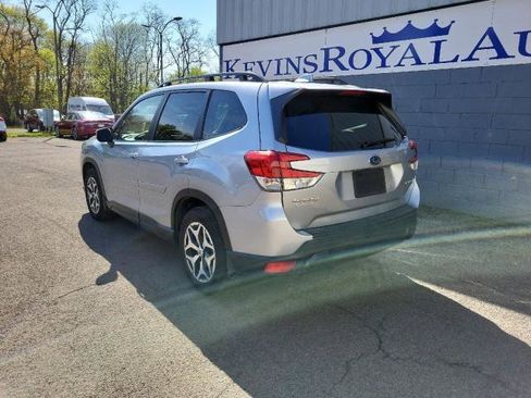 Used 2023 Subaru Forester Premium AWD/4WD image 8