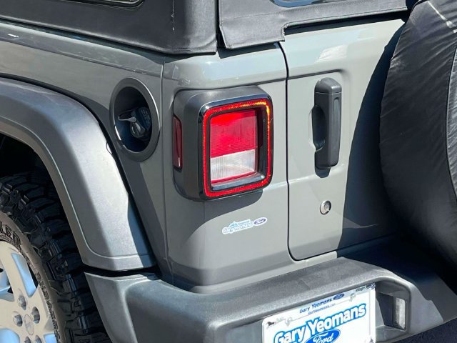 Used 2020 Jeep Wrangler Sport AWD/4WD image 10