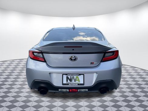 Used 2025 Toyota GR86 Premium w/ Performance Package RWD image 4