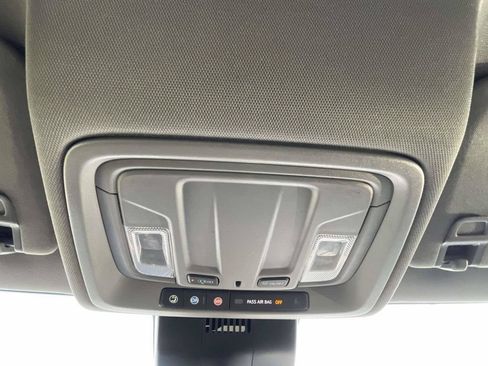 Used 2022 Chevrolet Silverado 1500 Custom RWD image 40