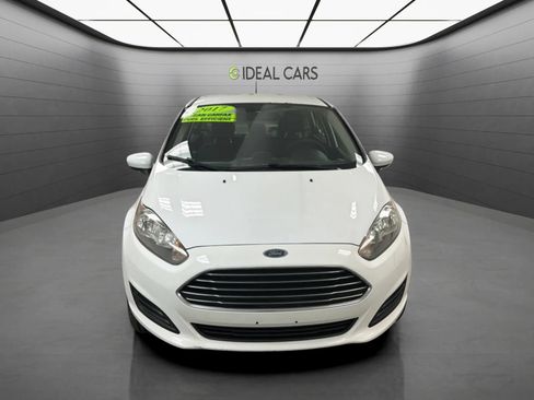 Used 2017 Ford Fiesta SE FWD image 2