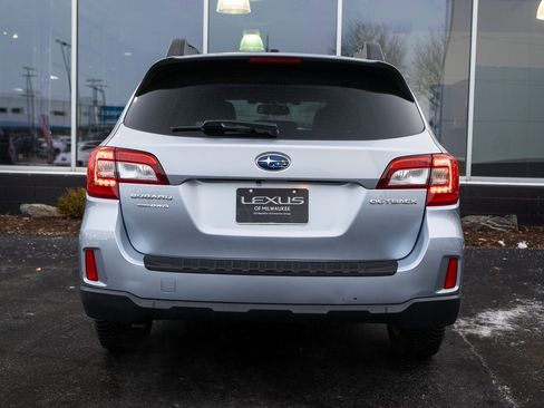 Used 2015 Subaru Outback 2.5i Limited image 5