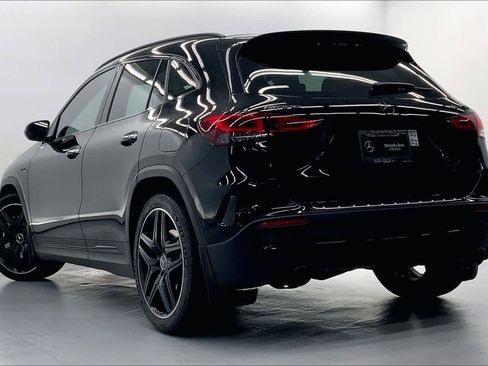 Certified 2022 Mercedes-Benz GLA 35 AMG 4MATIC image 2