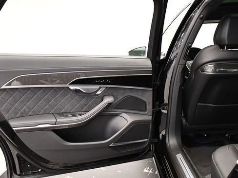 New 2025 Audi S8 image 38