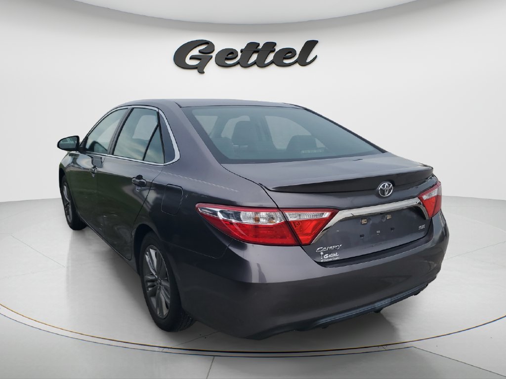 Used 2016 Toyota Camry SE FWD image 5