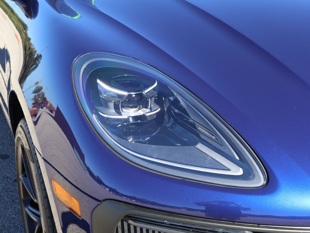 Certified 2026 Porsche Macan GTS AWD/4WD image 14