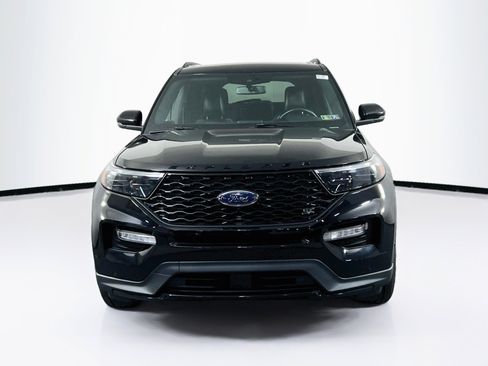 Used 2022 Ford Explorer ST w/ Equipment Group 401A image 2