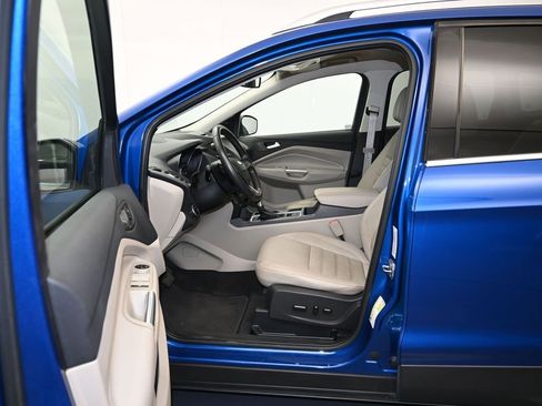 Used 2017 Ford Escape Titanium image 21