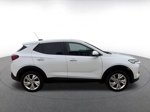 Used 2025 Buick Encore GX Preferred AWD/4WD image 13