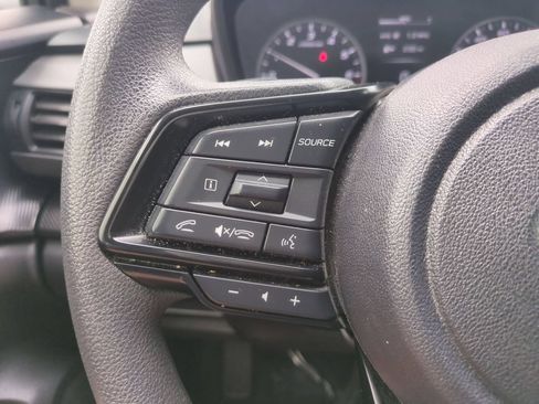 Used 2025 Subaru Crosstrek 2.0i Premium AWD/4WD image 19