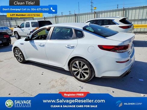 Used 2019 Kia Optima S image 3