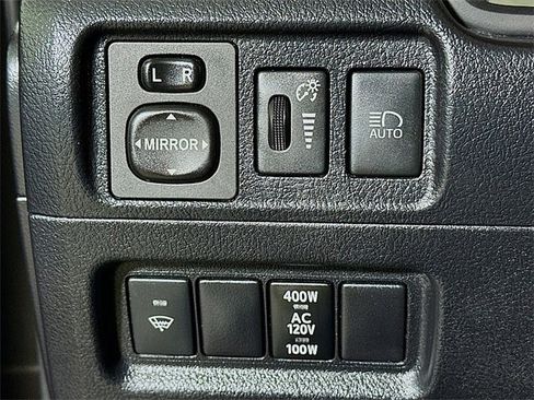 Used 2021 Toyota 4Runner SR5 image 10