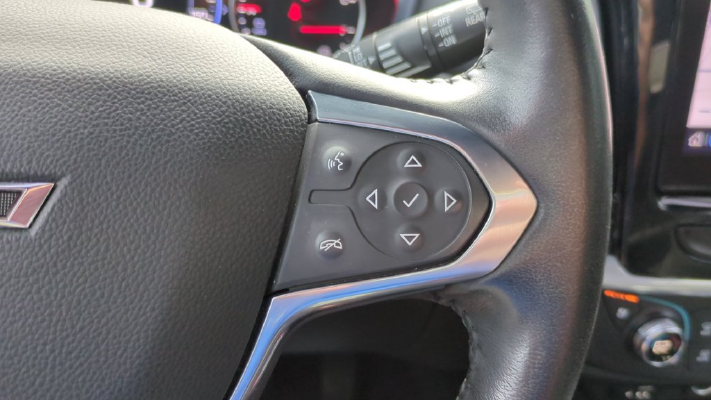 Used 2022 Chevrolet Traverse Premier w/ Redline Edition FWD image 24