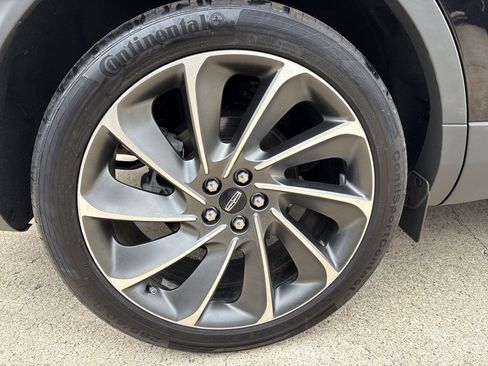 Used 2019 Lincoln Nautilus Reserve w/ Ultimate Package image 6