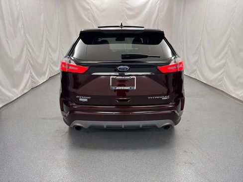 Used 2019 Ford Edge Titanium w/ Equipment Group 301A AWD/4WD image 9