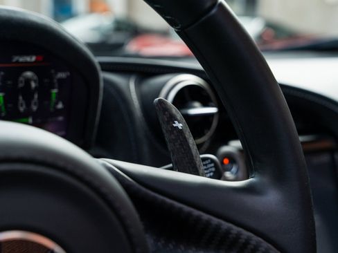 Used 2020 McLaren 720S Performance image 19