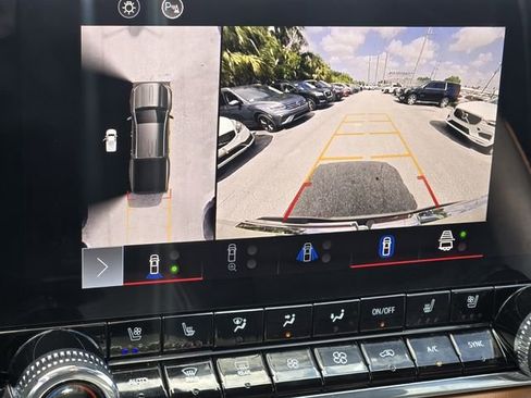 Used 2024 GMC Canyon AT4 w/ AT4 Premium Package image 25