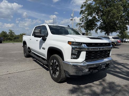 Used 2020 Chevrolet Silverado 2500 LT w/ Texas Edition AWD/4WD image 5