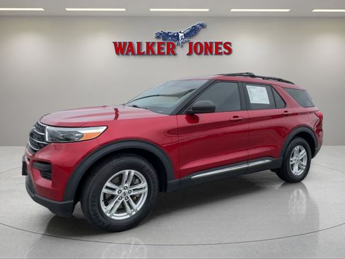 Used 2020 Ford Explorer XLT w/ Comfort Package image 6