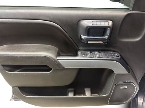 Used 2015 Chevrolet Silverado 1500 LTZ Z71 w/ LTZ Plus Package AWD/4WD image 15