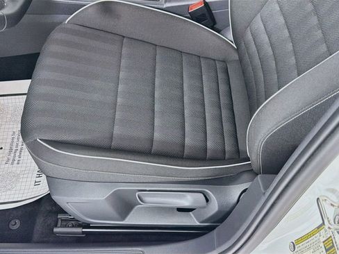 Certified 2023 Volkswagen Jetta Sport FWD image 18