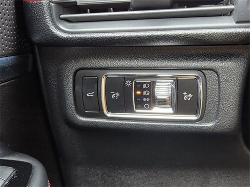 Used 2023 Lincoln Corsair Reserve w/ Equipment Group 201A image 34