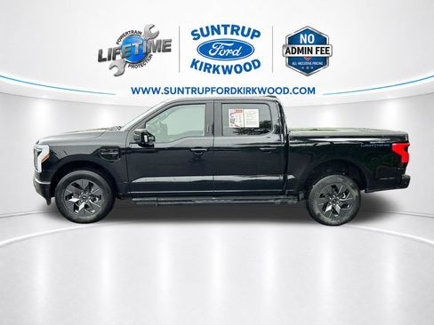 Used 2022 Ford F150 Lightning Lariat AWD/4WD image 2