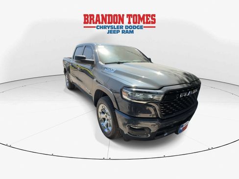 Used 2026 RAM 1500 Lone Star AWD/4WD image 1