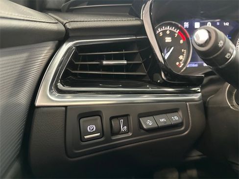 Certified 2024 Cadillac XT6 Premium Luxury image 20