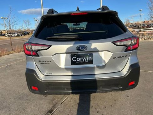 Used 2025 Subaru Outback Onyx Edition image 7