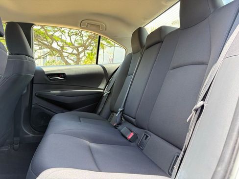 Used 2023 Toyota Corolla LE image 11