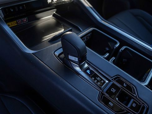 New 2026 Lexus TX 500h AWD image 23