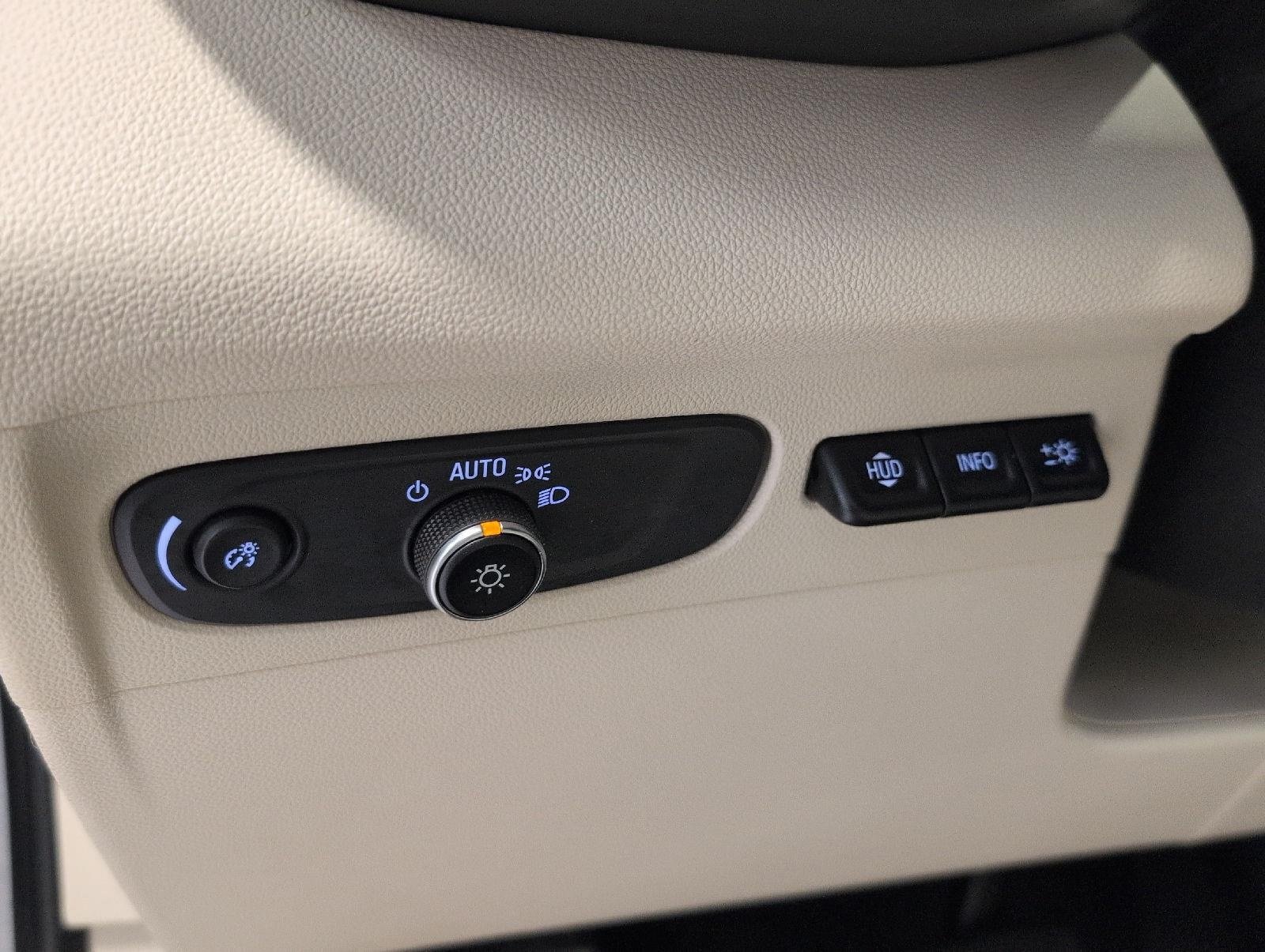 Used 2023 Buick Envision Avenir AWD/4WD image 10
