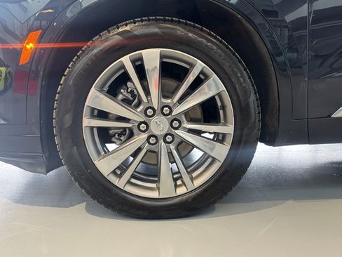 Used 2022 Cadillac XT6 Premium Luxury image 13