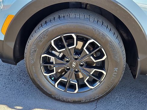 Used 2024 Hyundai Santa Cruz SEL image 13