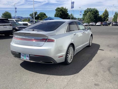 Used 2017 Lincoln MKZ Reserve FWD image 6