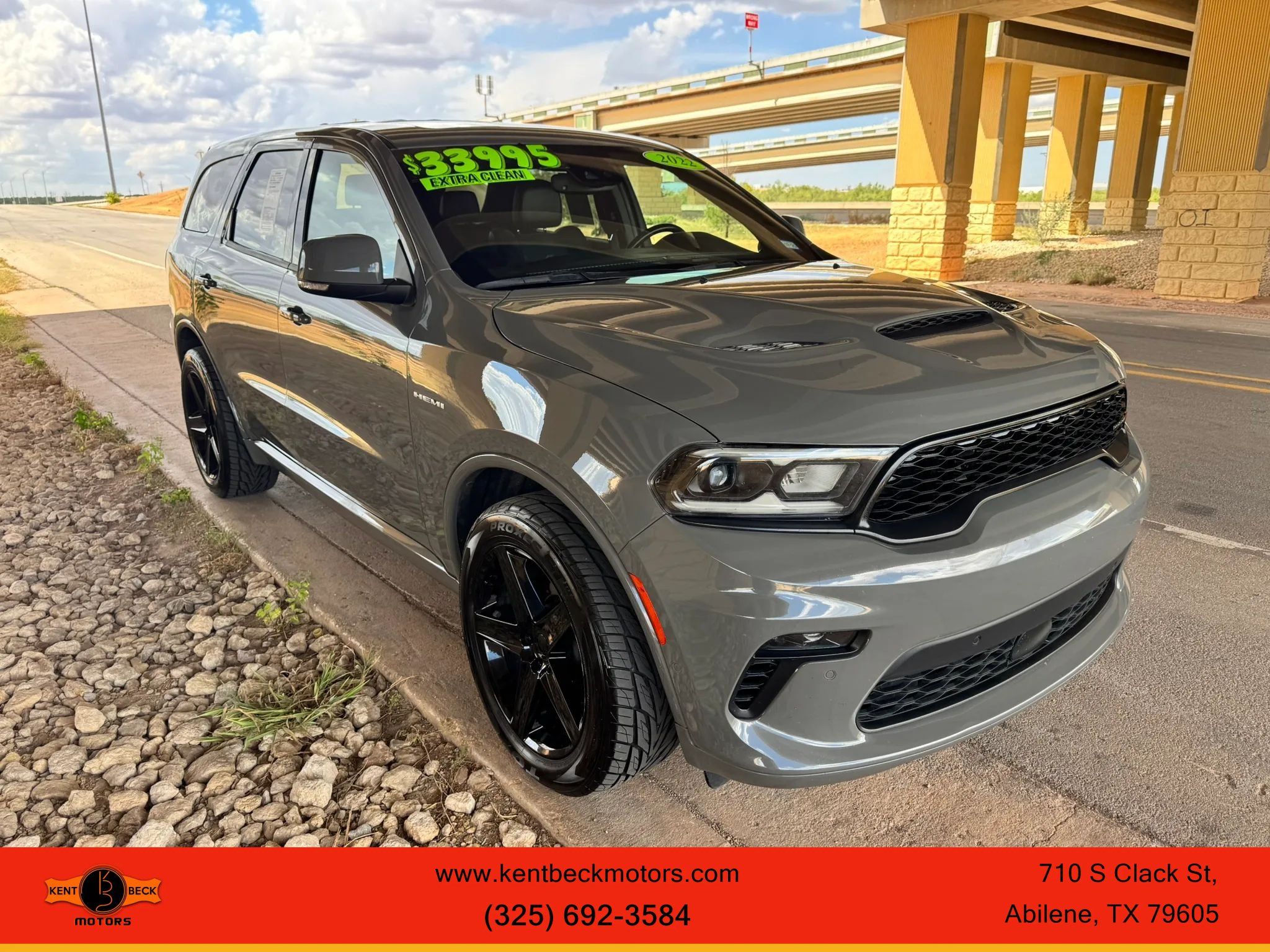 Used 2022 Dodge Durango R/T RWD image 1
