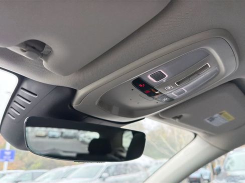 Certified 2025 Volvo XC60 B5 Plus image 43