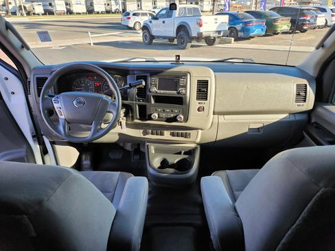 Used 2018 Nissan NV 2500 S RWD image 31