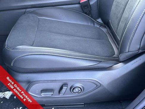 New 2025 Jeep Grand Cherokee L Altitude image 13