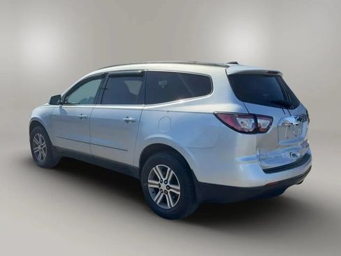 Used 2017 Chevrolet Traverse LT AWD/4WD image 4